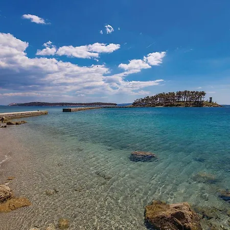 In With Wifi Semesterbostad Banjol